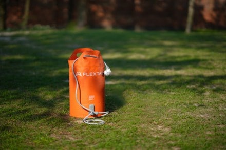 FLEXTAIL Tiny Shower Bucket - 20 Liters 4