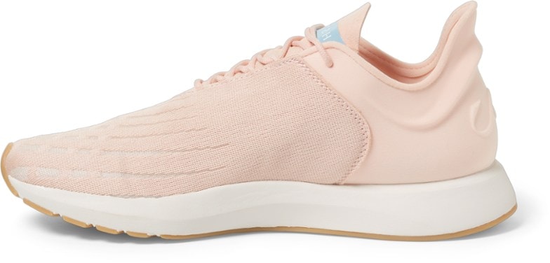 Left view (Ballerina Pink)