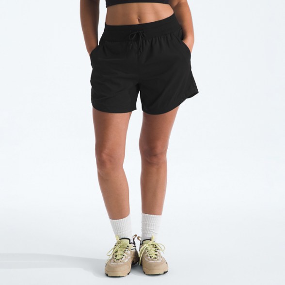 On Body Image of color Tnf Black