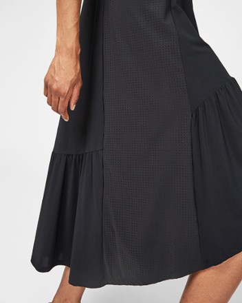 Sweaty Betty Explorer Ace Midi Smok Dress 4