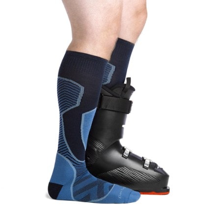 Darn Tough Outer Limits Over-The-Calf Lightweight Ski and Snowboard Socks - Men's 2