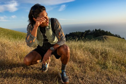 Location Image for Instinct Crossover AMOLED