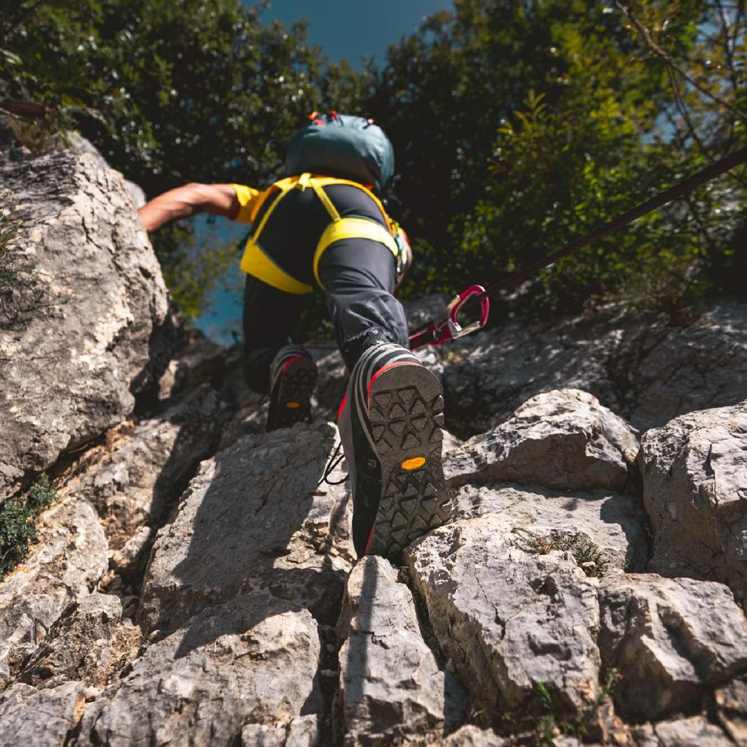 Location Image for El Cap RR Approach Shoes - Men's