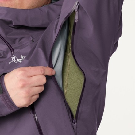 Arc'teryx Beta SL Jacket - Men's 7