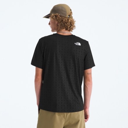 The North Face 24/7 Pentadome Embossed T-Shirt - Men's 1