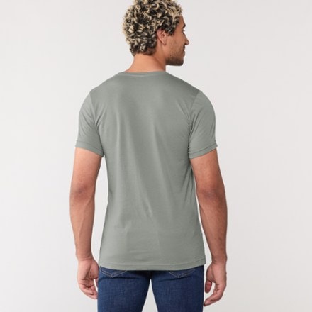 Slow Loris Hiking Tortoise T-Shirt - Men's 2