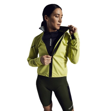 Spinshift GORE-TEX Cycling Jacket - Women's