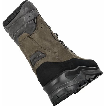 Lowa Tibet Evo GTX Hi Hiking Boots - Men's 3