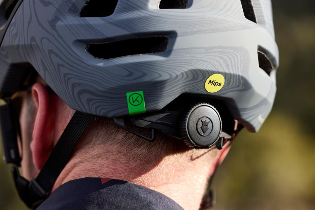 Location Image for Payroll Mips E-MTB Bike Helmet with Aleck Crash Detection