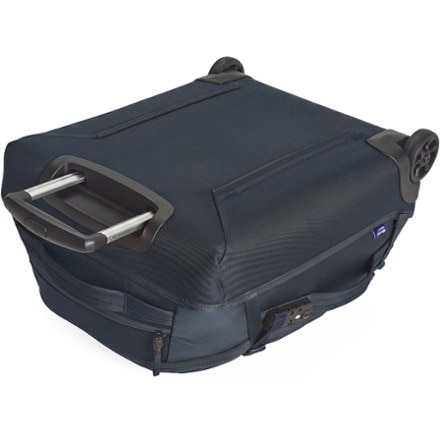 Thule EnRoute 2-Wheel Widebody Carry On 4