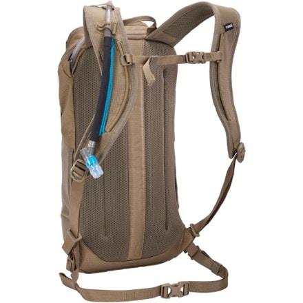 Thule AllTrail 10 L Hydration Pack 1