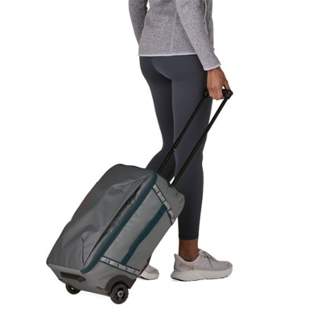 Patagonia Black Hole MLC Wheelie 4