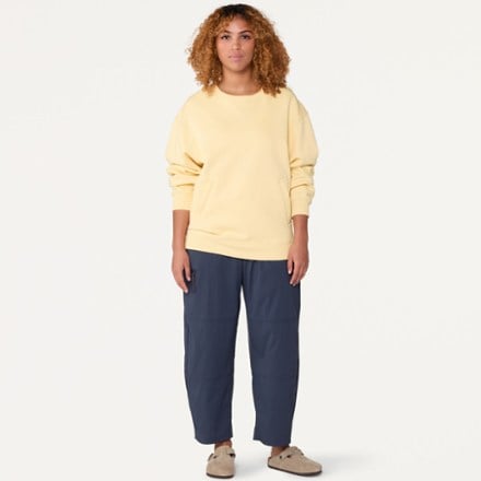 Janji Runaround Crew Issue Pullover 6