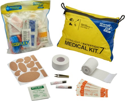 Adventure Medical Kits Ultralight/Watertight .7 Medical Kit 4