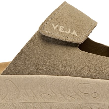 VEJA Etna Sandals - Women's 3