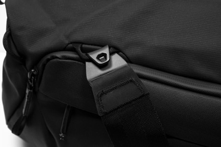 Peak Design Travel Duffel - 35 L 8