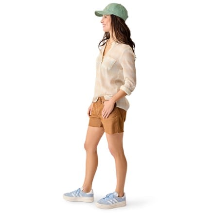 Carve Designs Oahu Butter 4" Shorts - Women's 2