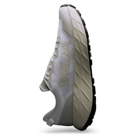 VEJA Harpie Trail Aeroshell Shoes - Women's 3