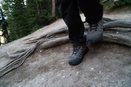 Location Image for Sawtooth Ascent Low Hiking Shoes - Men's