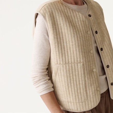 Marine Layer Reversible Sherpa Fleece Vest - Women's 5
