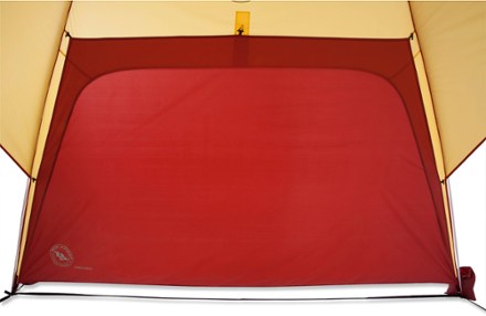 Wall Detail (Yellow/Red)