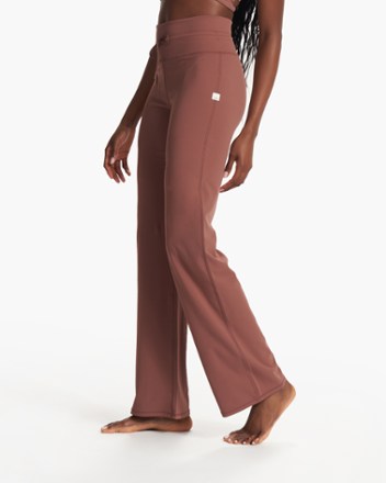 Vuori Daily Wideleg Pants - Women's 4