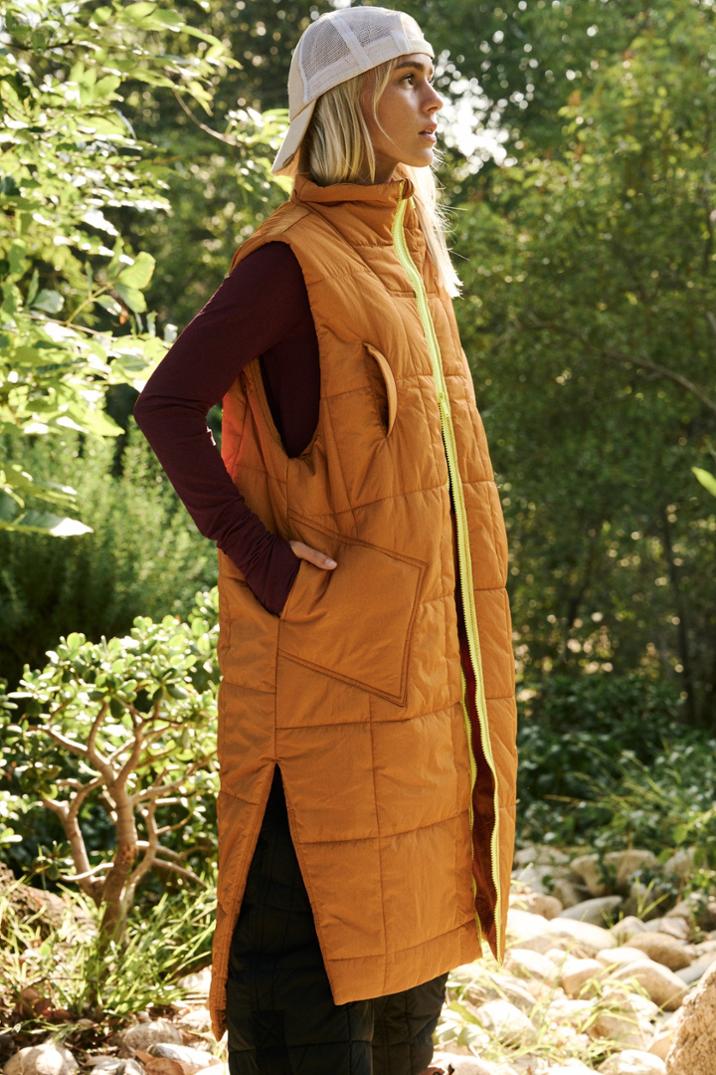 Location Image for On the Move Insulated Vest - Women's