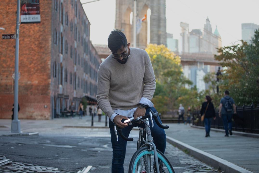 Location Image for Luci Solar Bike Light Set