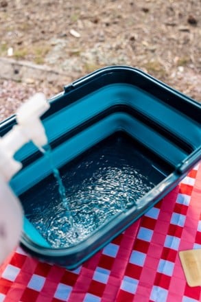 Adventure Ready Flat Pack Collapsible Sink - 16 L 3
