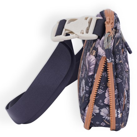 KAVU Roam Sling Bag 4