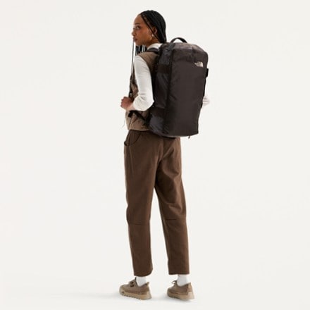 The North Face Base Camp Voyager Duffel - 32 L 4