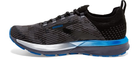 brooks shoes for sale near me