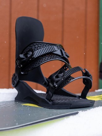 Location Image of color Black/Black