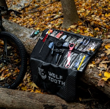 Wolf Tooth Components Travel Tool Wrap 4