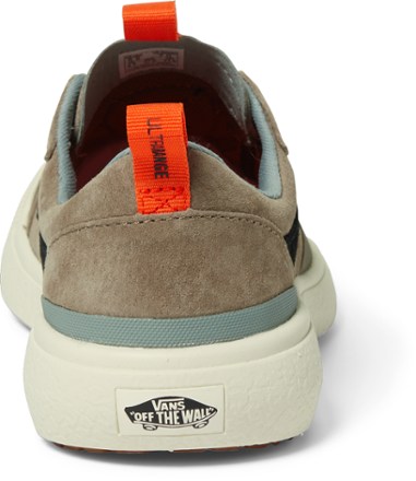 vans waterproof trainers