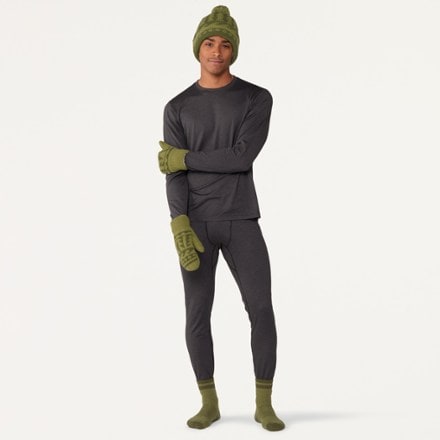 REI Co-op Norseland Hat and Mittens Set 4