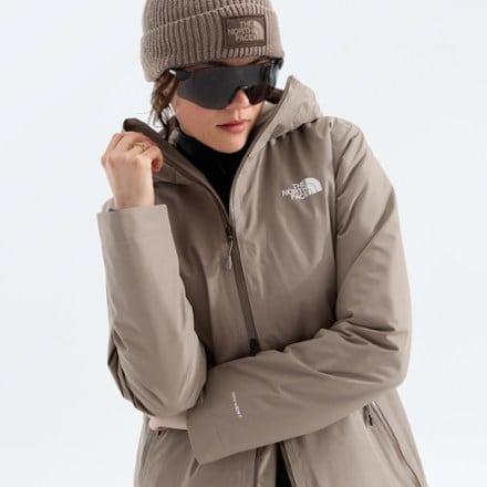 The North Face Hikesteller Insulated Parka - Women's 5