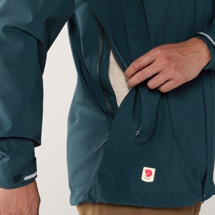 Fjallraven HC Hydratic Trail Jacket - Men's 4