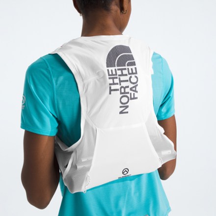 The North Face Summit Series Run Vest 5 Hydration Vest 3