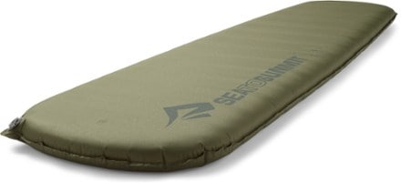 Sea to Summit Camp Plus Self-Inflating Sleeping Pad - Mummy 3/4 view (Green)
