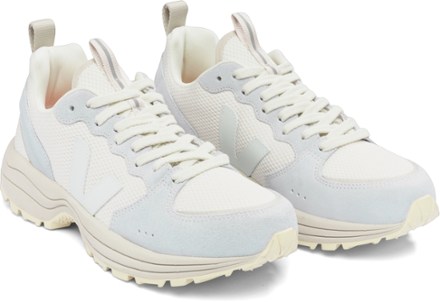 VEJA Venturi Sneakers - Women's 1