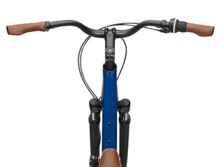 Cannondale Adventure 2 Bike 10