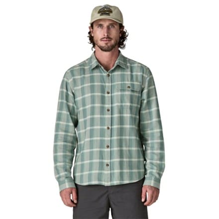 Patagonia Long-Sleeve Lightweight Fjord Flannel Shirt - Men's 1
