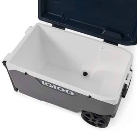 Igloo MaxCold Latitude 90-Quart Roller Cooler 5