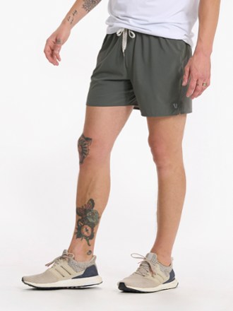 Vuori Course Run Shorts - Men's 1