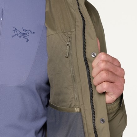 Arc'teryx Fissile SV Down Jacket - Men's 8
