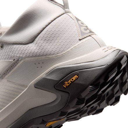 Nike ACG Zegama Hike Hiking Shoes - Men's 7