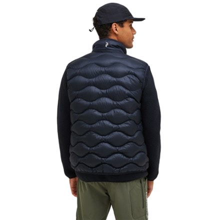 Peak Performance Helium Down Vest - Men's 2