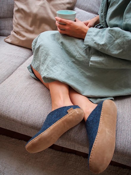 Location Image for Model B Slip-On Slippers - Men's