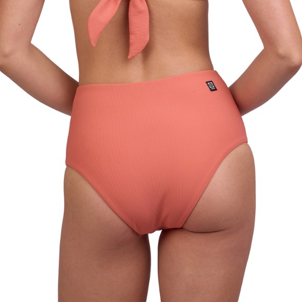 On Body Image of color Serrano Rib